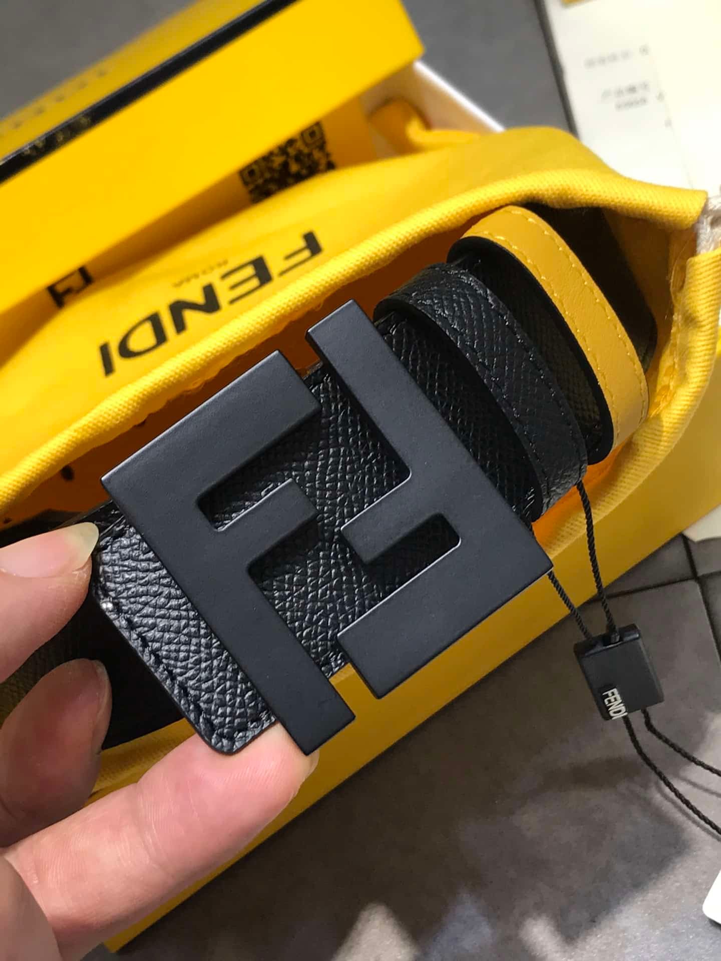 F**di Reversible Black Leather Belt Yellow 40Mm
