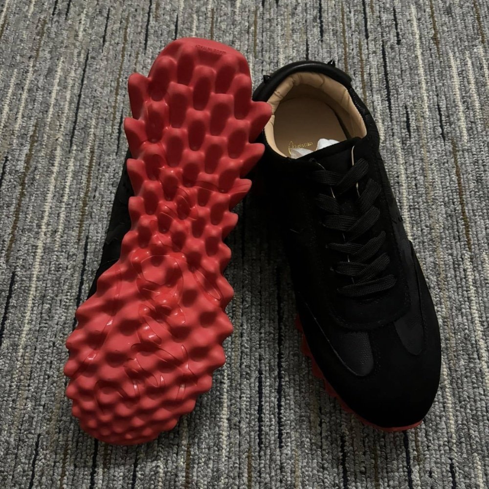 Chr1st1an Louboutin Loubishark Flat Black