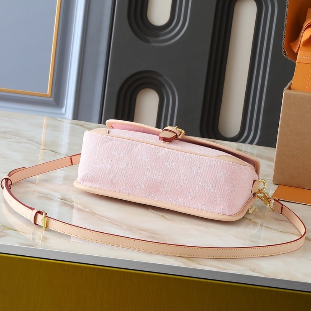 L0vis Vvtt0n Diane Washed Pink 24Cm