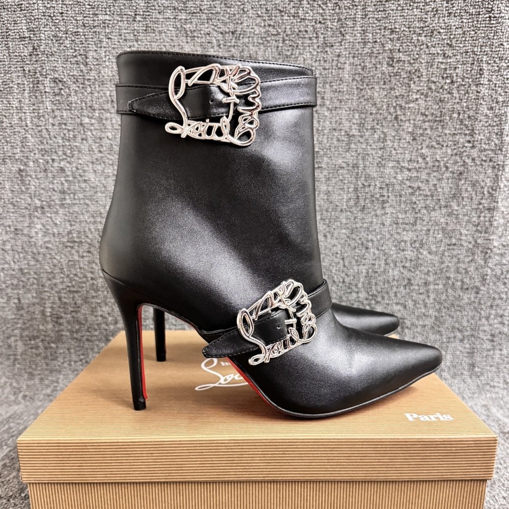 Chr1st1an Louboutin Giddylina 100 Leather Ankle Boots Black P00992472