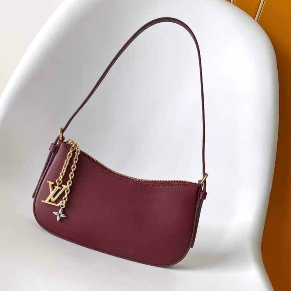 [S*per Vip 1:1] L0vis Vvtt0n Pochette Lv Bloom Red 29Cm M25650