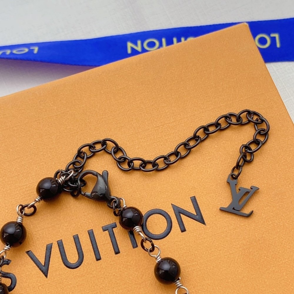L0vis Vvtt0n Lv Pearls Necklace Black M02445