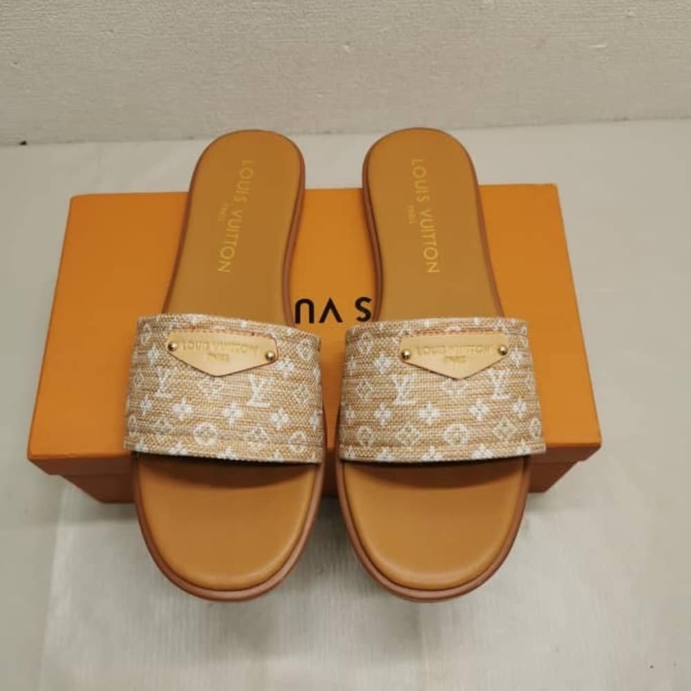 L0vis Vvtt0n Lily Flat Mule Natural 1Ahlwf