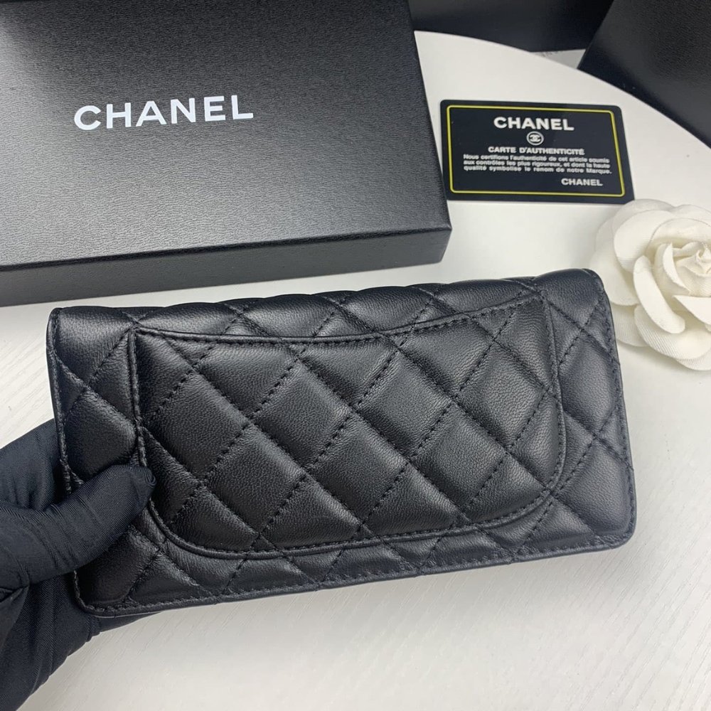 Ch**el Quilted Classic Long Flap Wallet Black 19Cm
