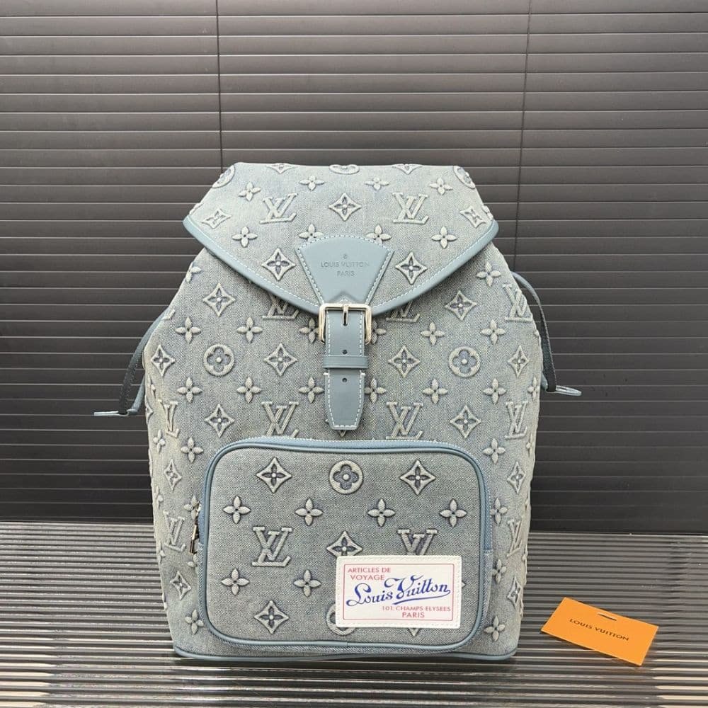 L0vis Vvtt0n Montsouris Rucksack Monogram Wash Blue 32Cm