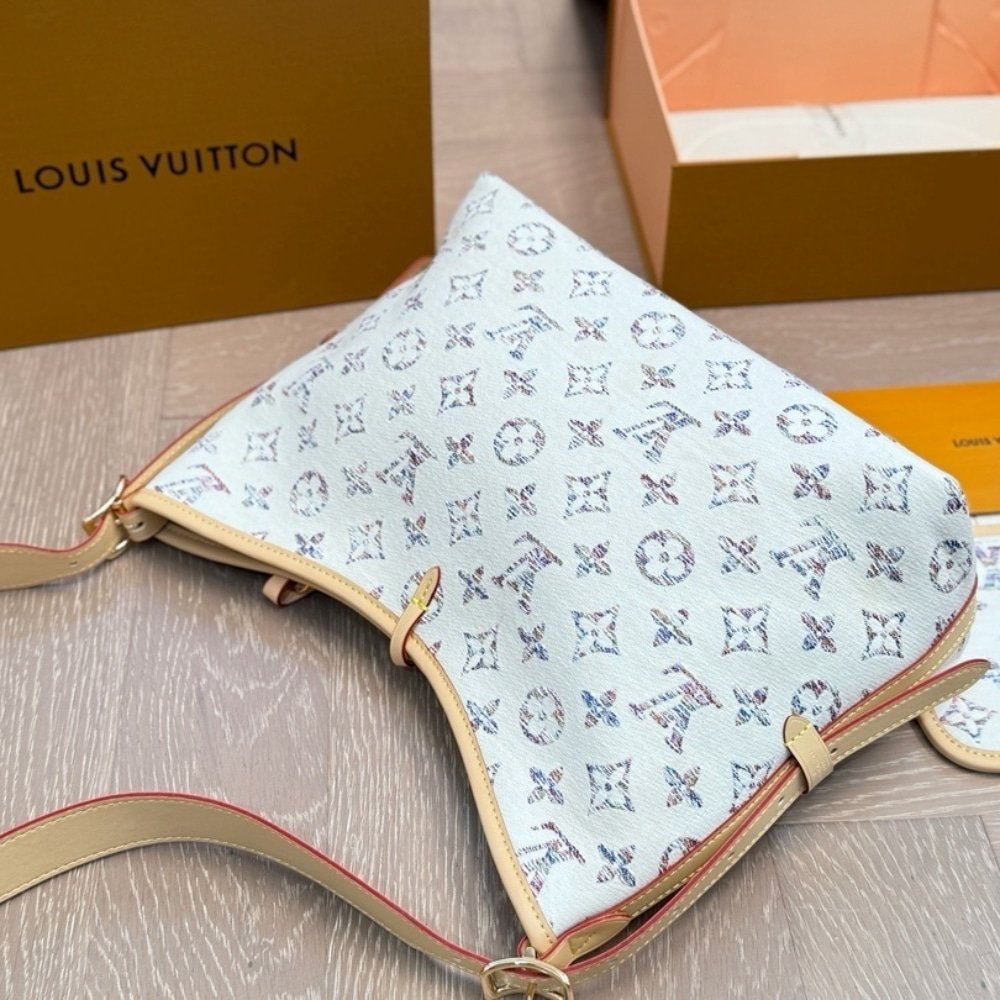 L0vis Vvtt0n Carryall PM Multicolor Beige 29Cm M24707