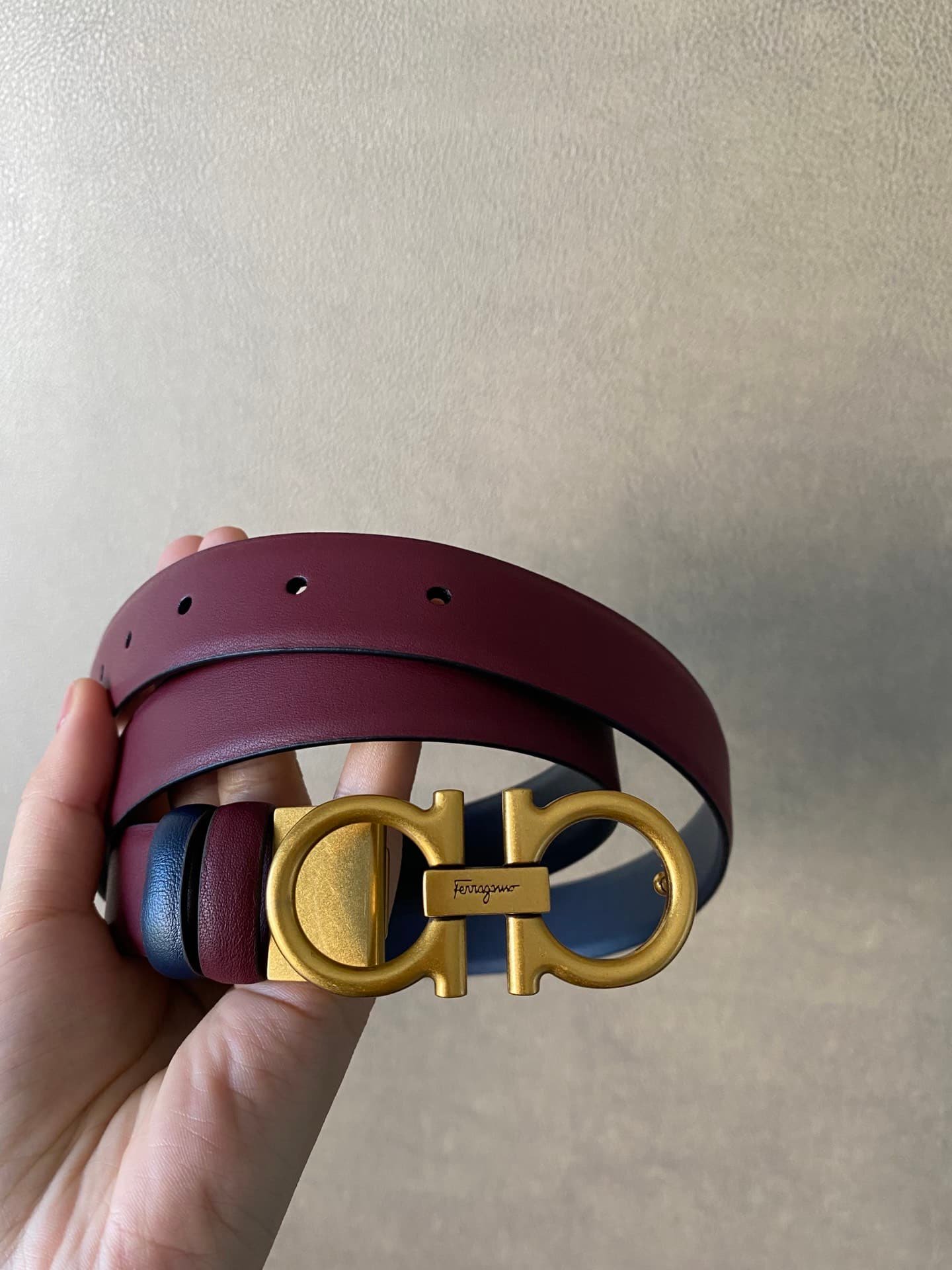 Salvatore Ferragamo Gancini Plum Red Leather Belt With Gold Metal Buckle 2.5Cm