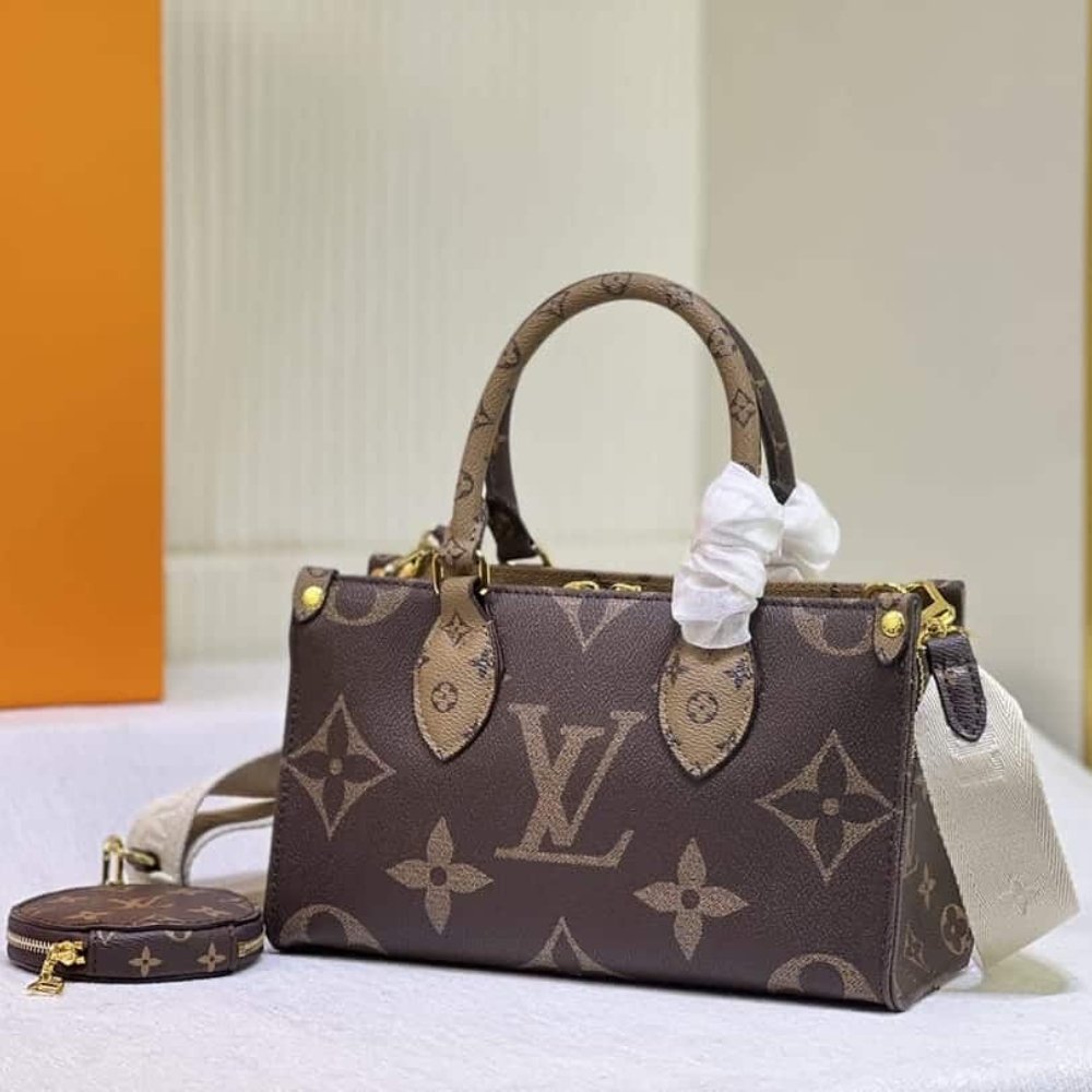 L0vis Vvtt0n Onthego East West Giant Monogram 25Cm M46653