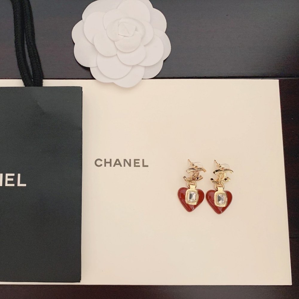 Ch**el Heart Red Earrings Ab715