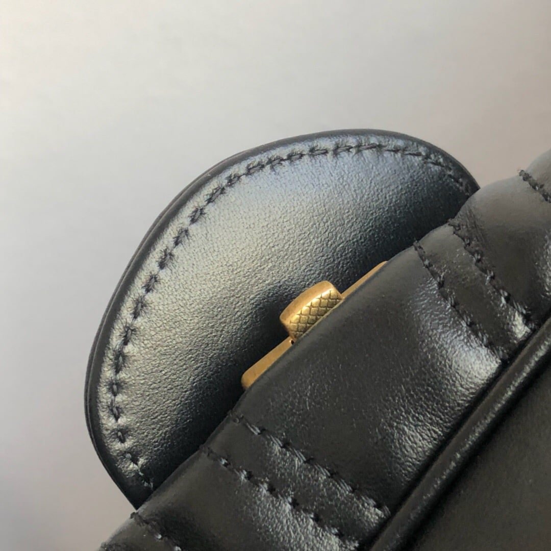 Gvc*1 Marmont Medium Matelassé Shoulder Bag 26Cm 443496 Dtdit 1000