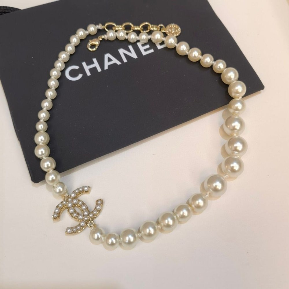 Ch**el Glass Pearls CC Necklace Gold Pearly A64757 Y20450 Z2048