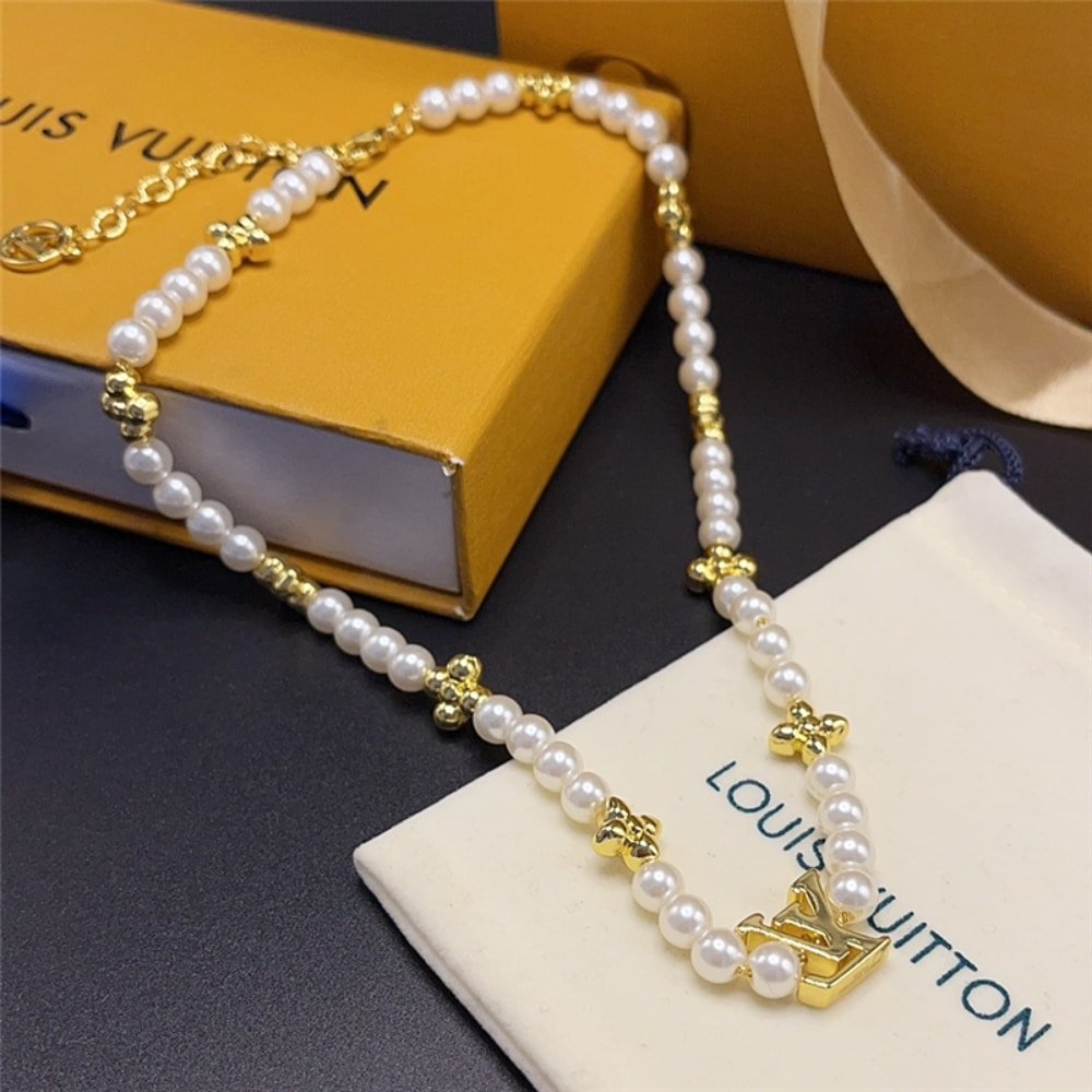L0vis Vvtt0n My Lv Pearl Necklace M01990