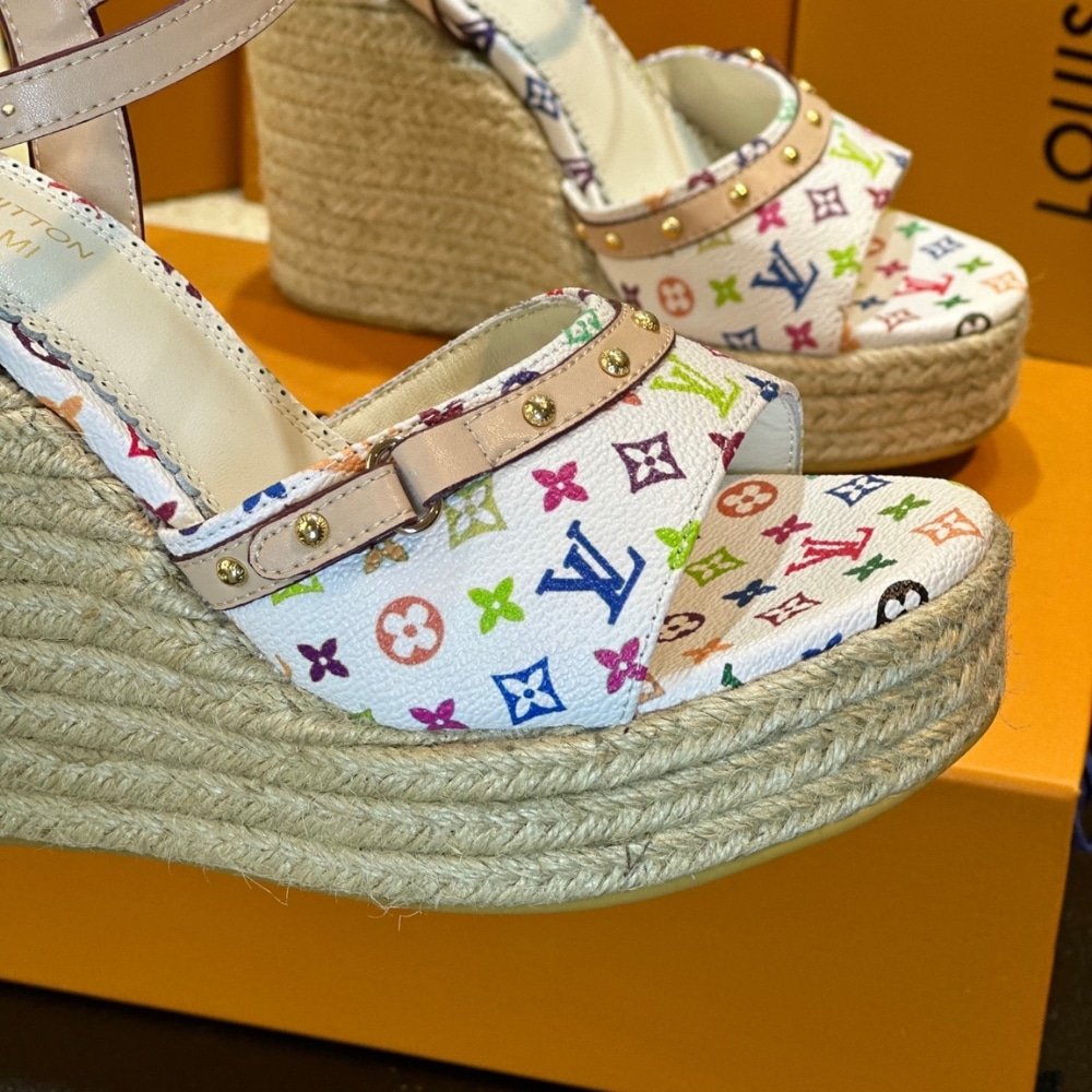 L0vis Vvtt0n X Takashi Murakami Helios Wedge Sandal White 1Agyx0