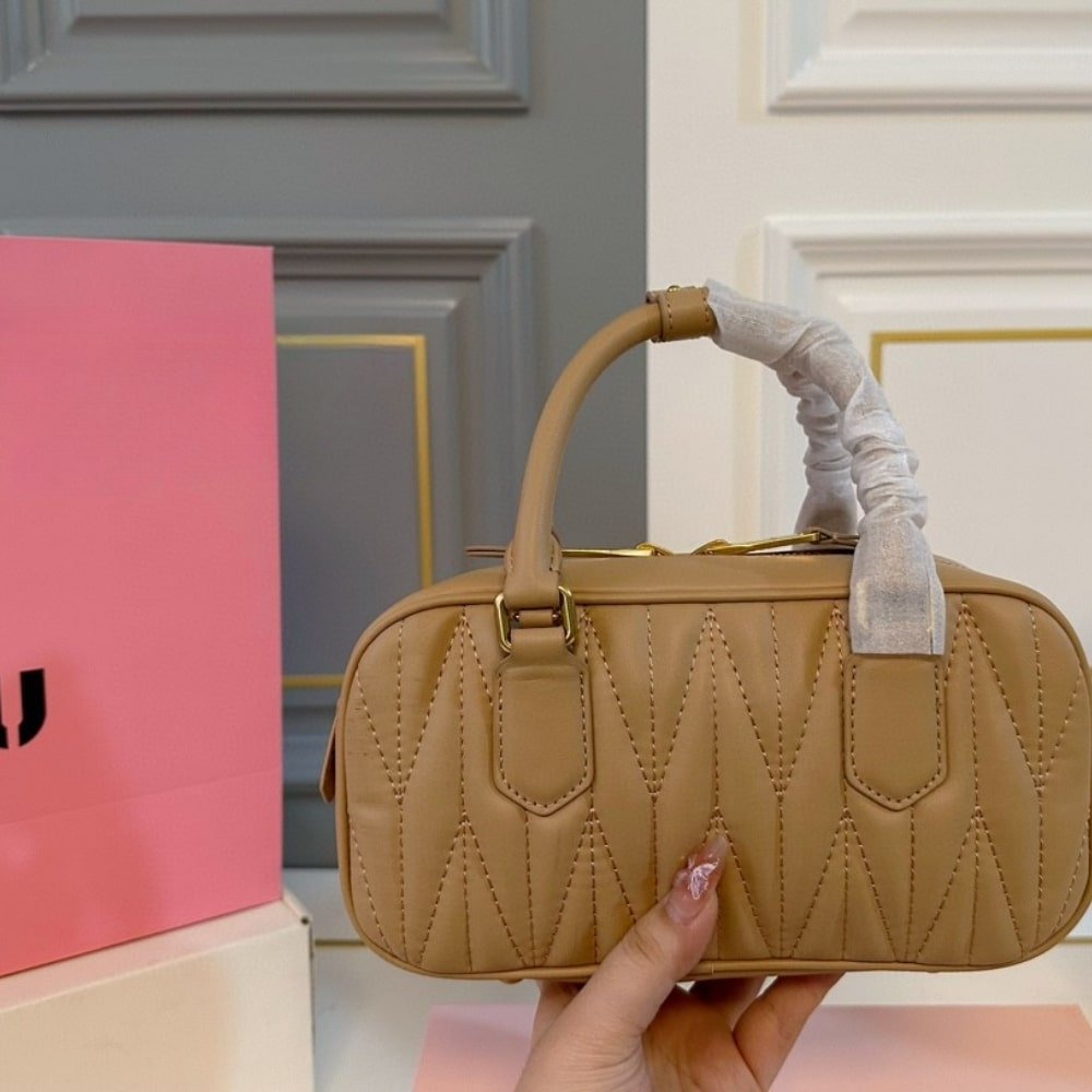 M1um1u Arcadie Matelassé Nappa Bag Caramel 23Cm 5Bb142 An88 F098L V Oon