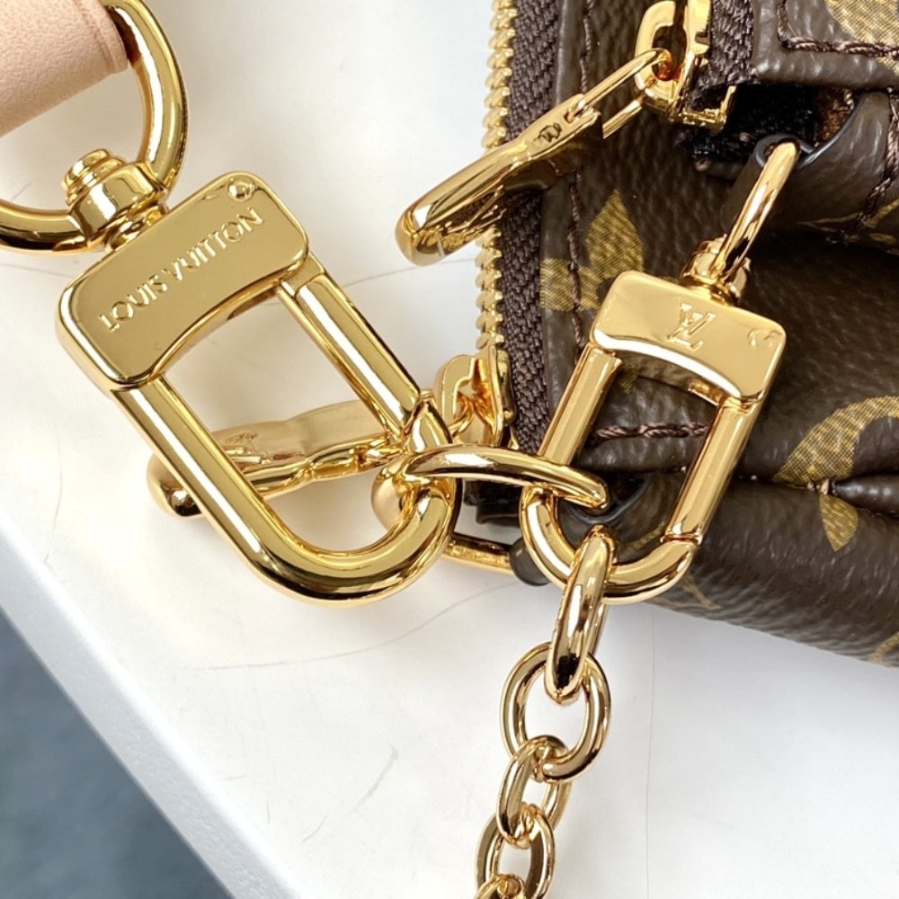 L0vis Vvtt0n Multi Pochette Accessoires Rose Clair 24Cm M44840
