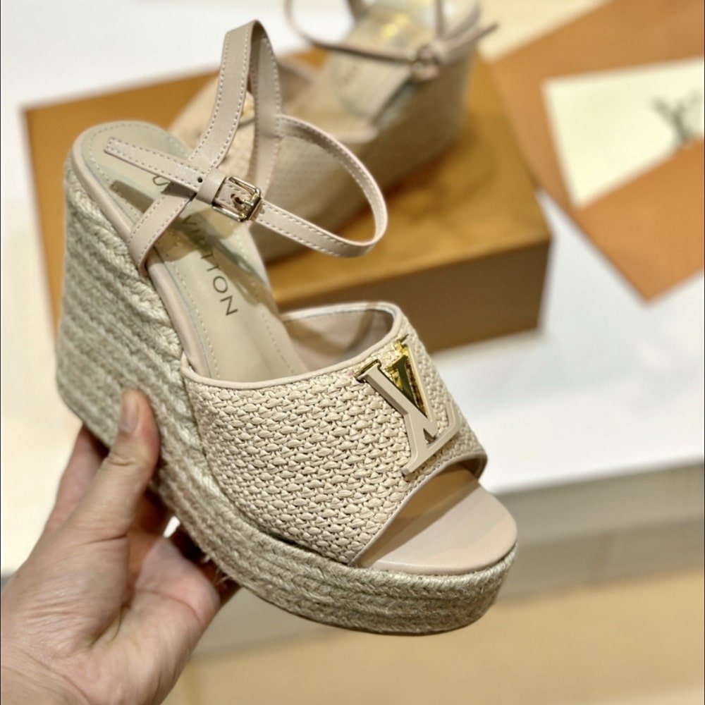 L0vis Vvtt0n Mare Wedge Sandals Natural Beige 1Ahlm0