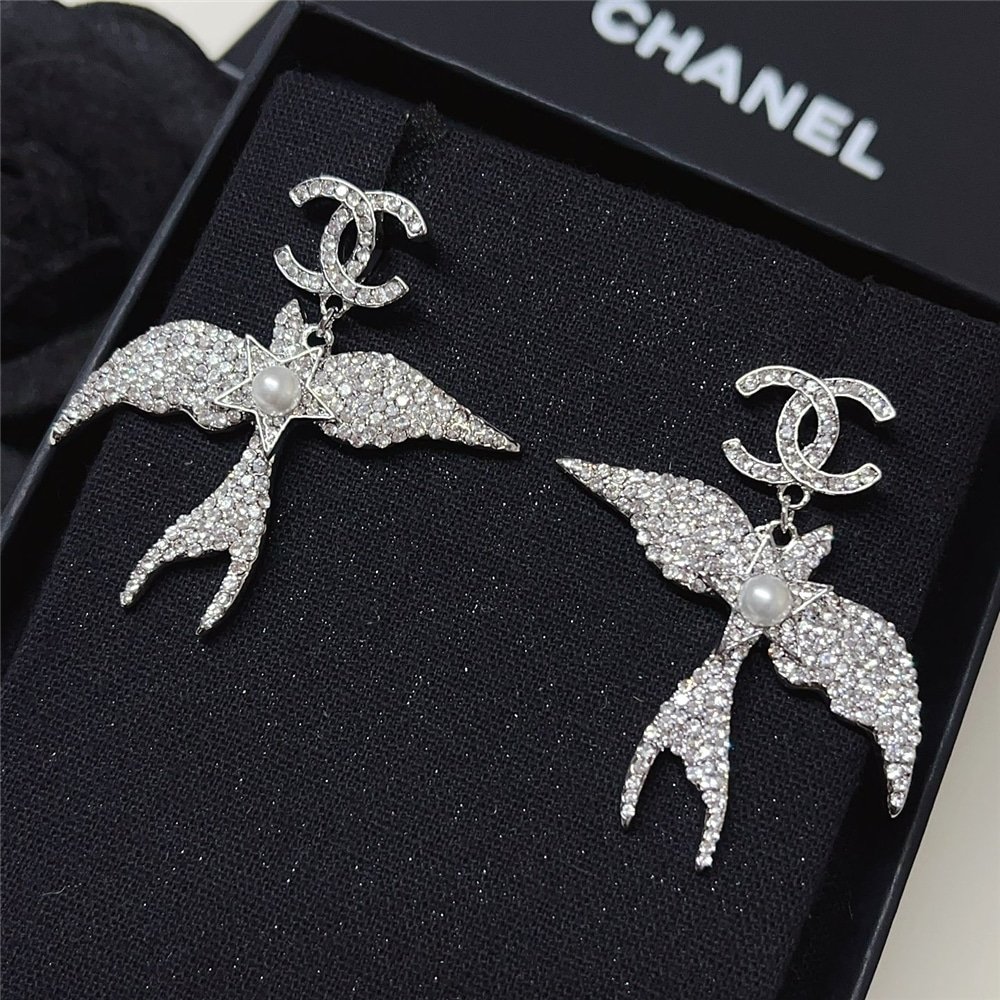 Ch**el Pendant Earrings Glass Pearls Silver Abf754 B20575 U0940