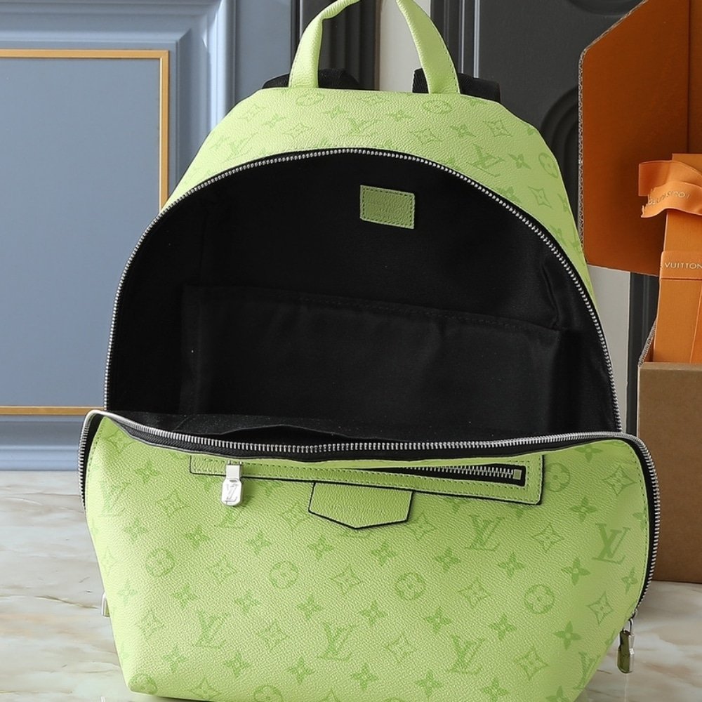 L0vis Vvtt0n Discovery Slim Backpack Taigarama 38Cm M14076
