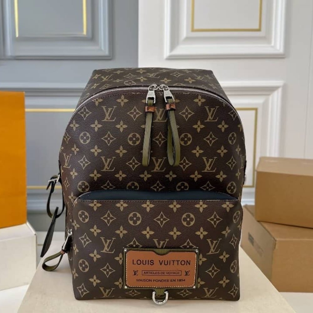 L0vis Vvtt0n Discovery Backpack Safari Monogram Brown 37Cm