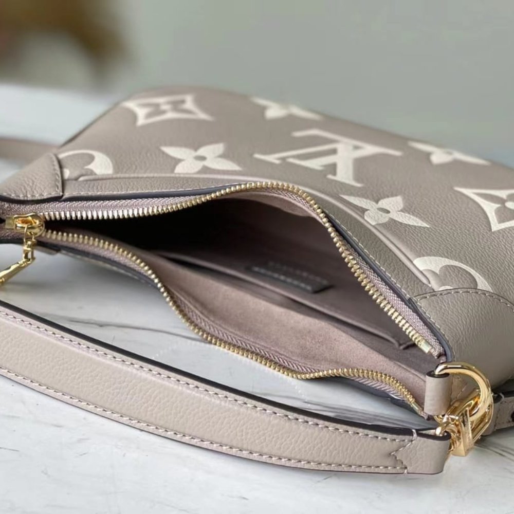 [S*per Vip 1:1] L0vis Vvtt0n Bagatelle Creme Beige 22Cm M46112
