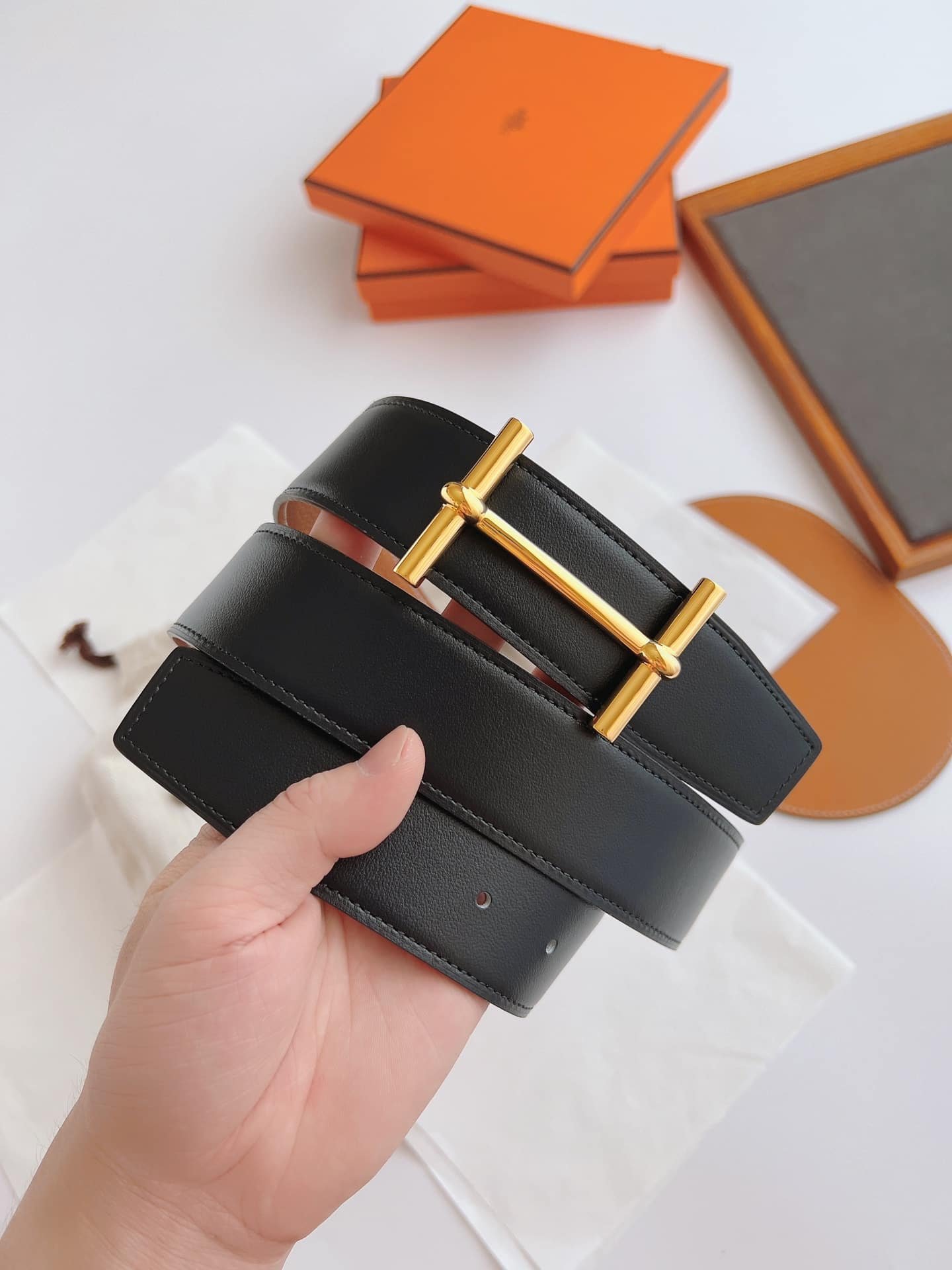 H**me5 Leather Belt Gold Buckle Black 38Mm