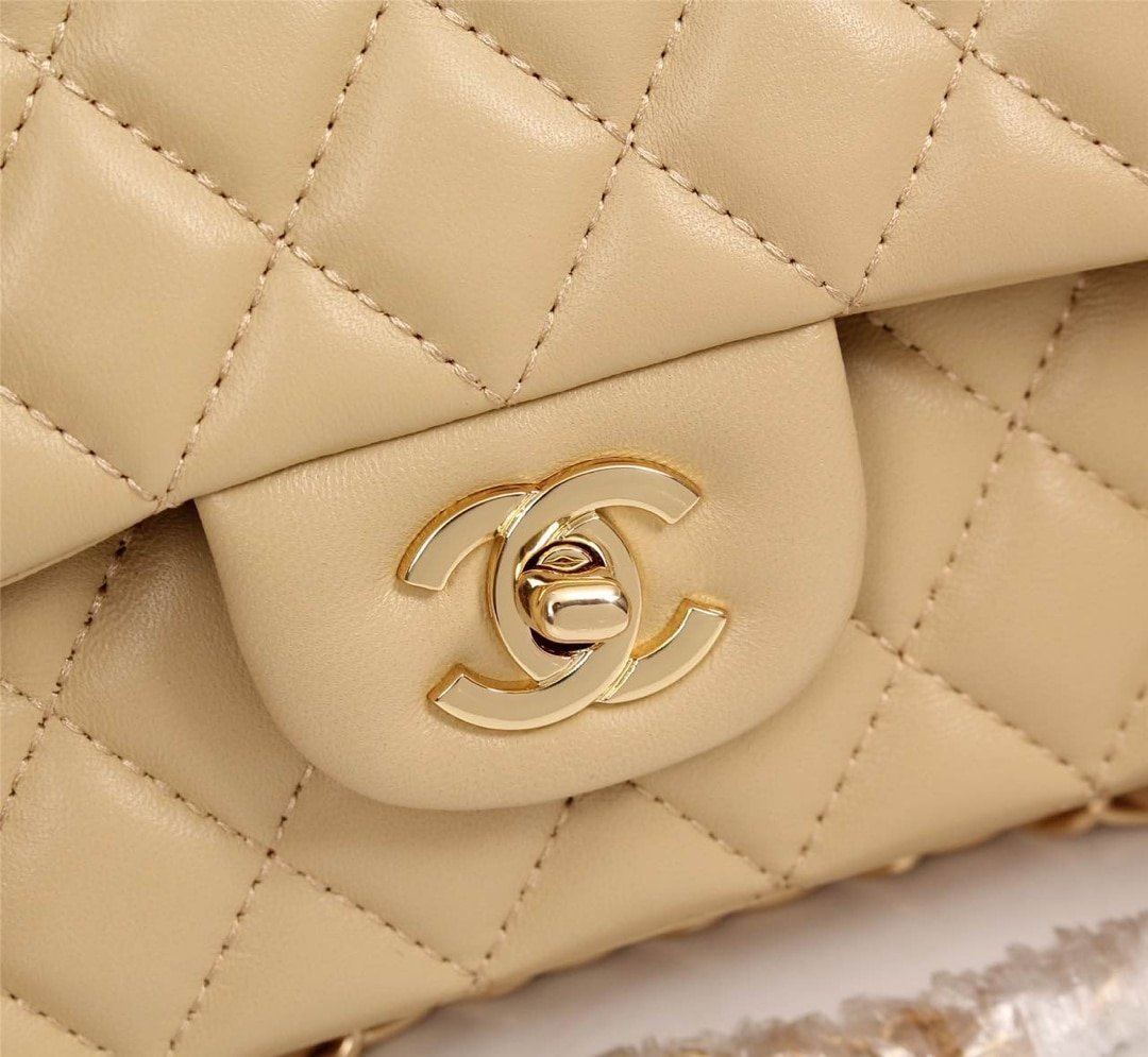 Ch**el Classic Flap Beige Gold Hardware 25Cm