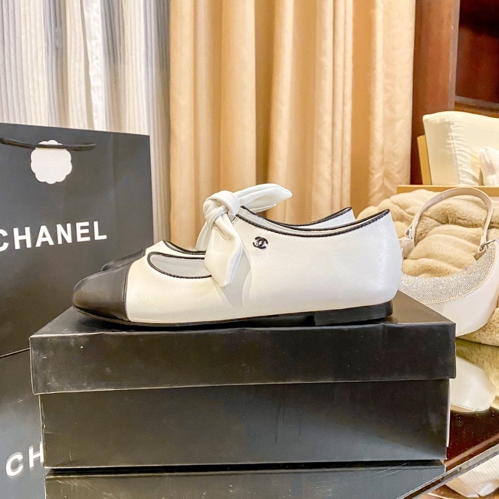 Ch**el Mary Janes Shoes White And Black G46149 X01000 Nabtk