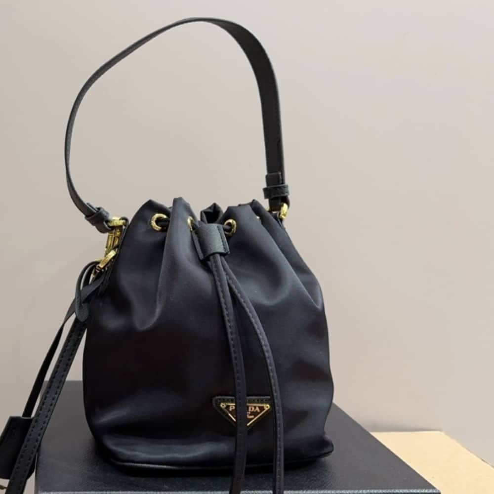 Pra*a Re Edition 1978 Re Nylon Mini Bag Black 16Cm 1Be067 R064 F0002 V Wom