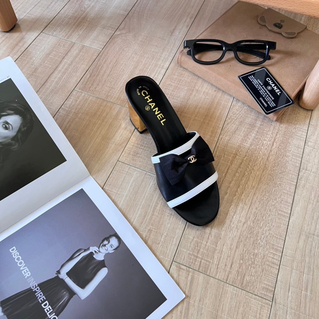 Ch**el Grosgrain Ribbon Bow Mule Leather Gold Black
