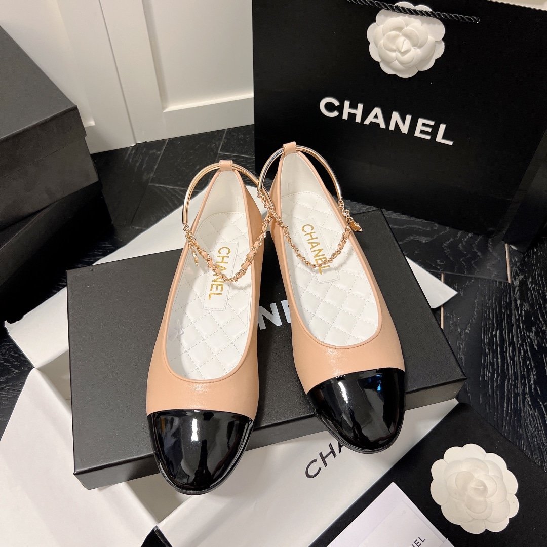 Ch**el Interlocking Cc Logo Ballet Flats Black Pink