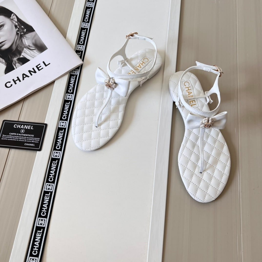 Ch**el White Quilted Leather With White Camellia Cc Logo Bow Thong Sandals