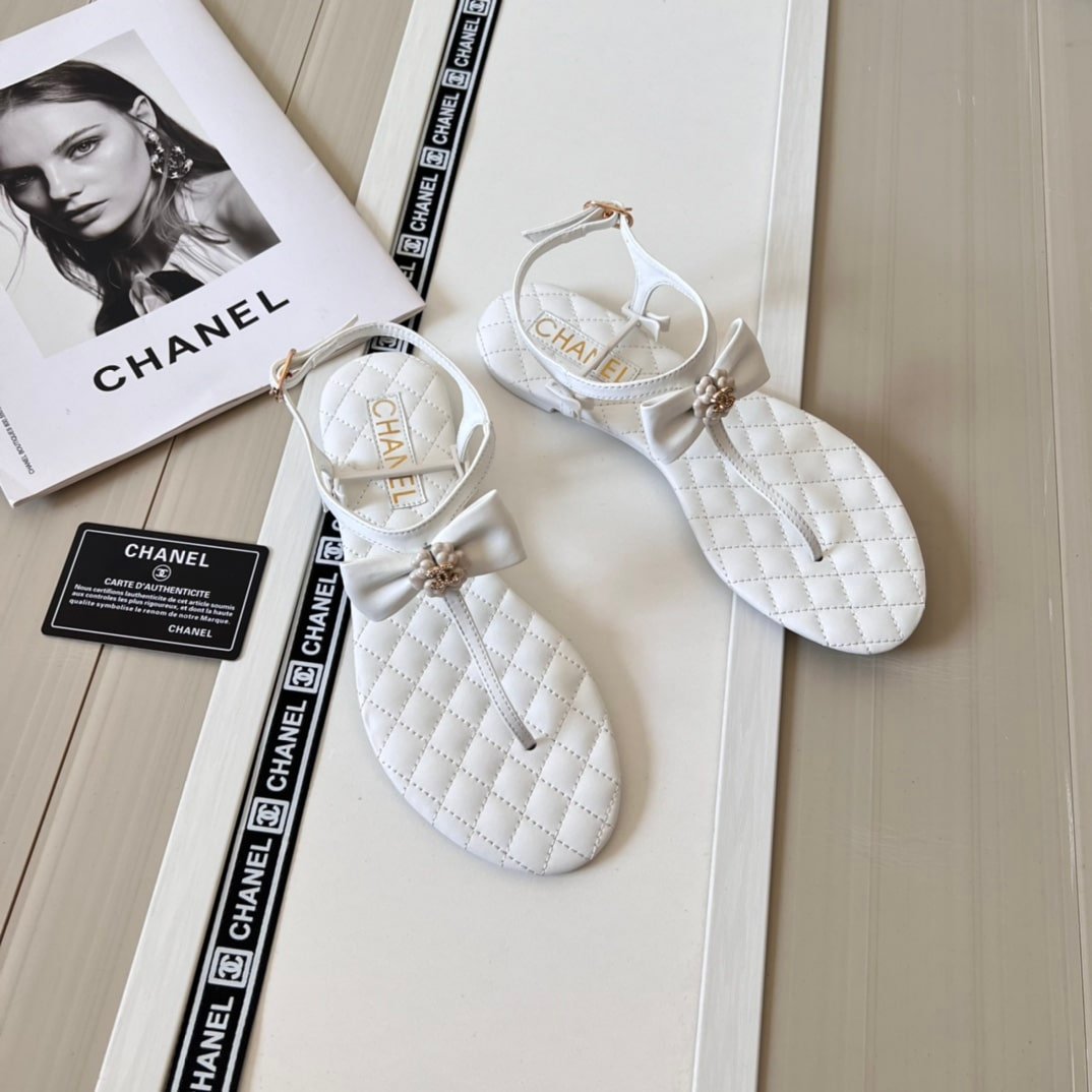 Ch**el White Quilted Leather With White Camellia Cc Logo Bow Thong Sandals