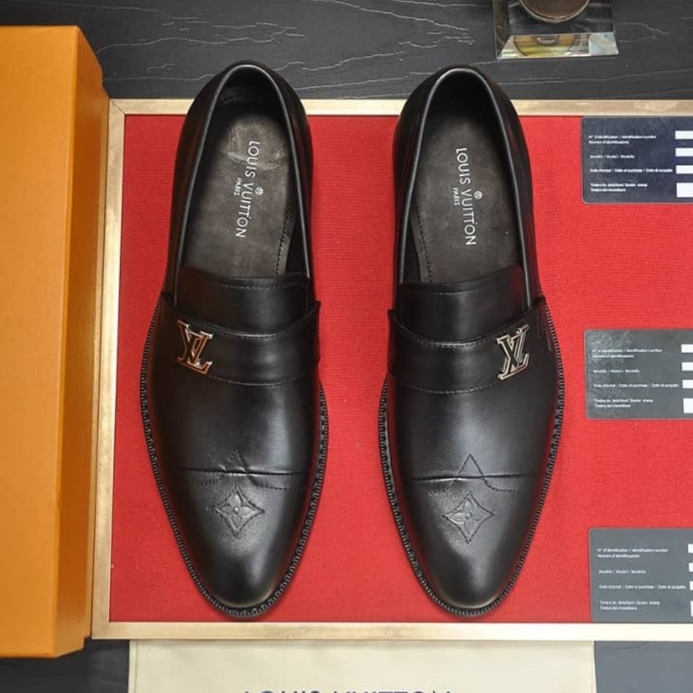 L0vis Vvtt0n Men Loafers Black