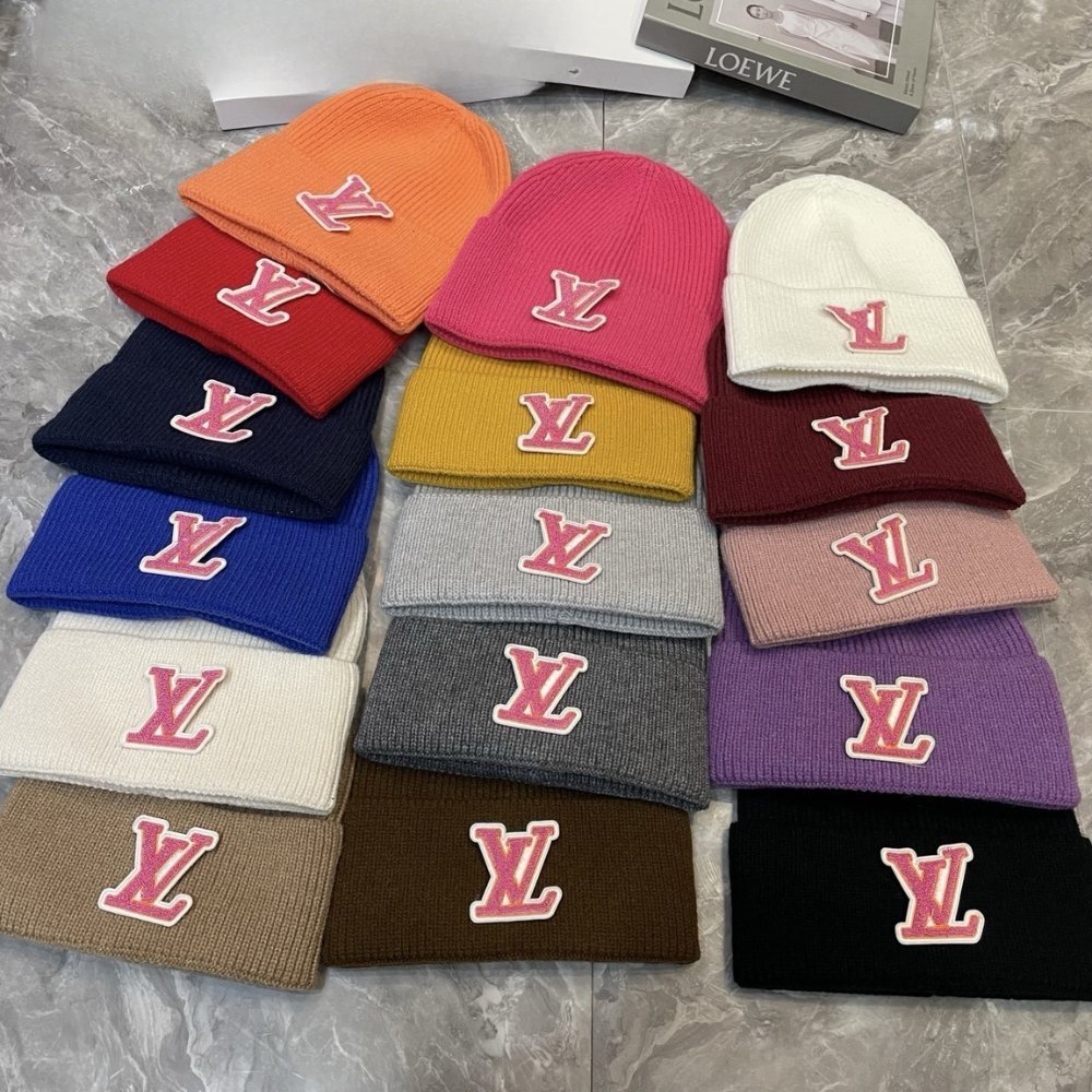 L0vis Vvtt0n Only Lv Beanie Black