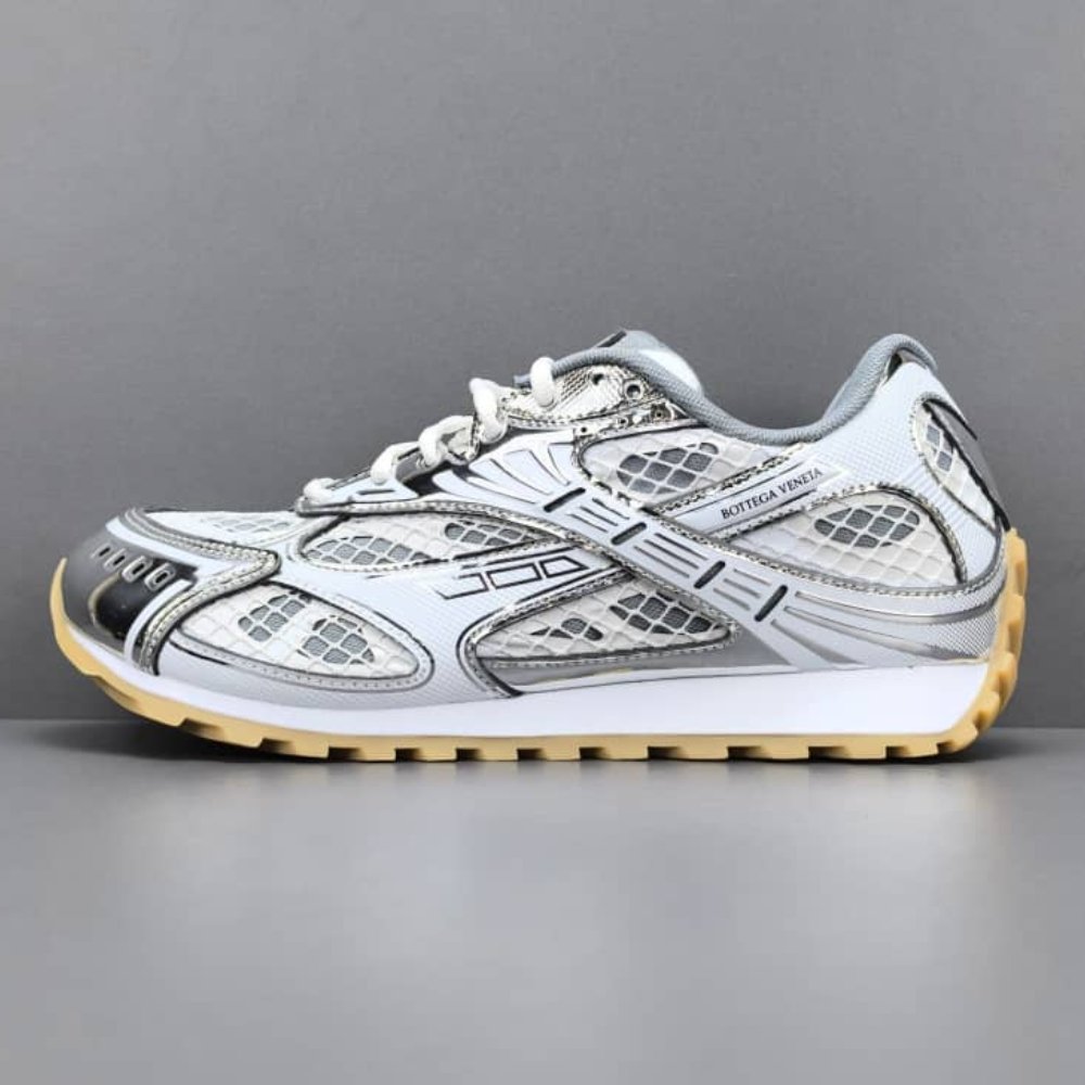 B0tt*ga Ven*ta Orbit Sneaker Silver And White 755915V2X401425