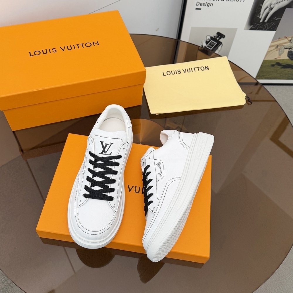 L0vis Vvtt0n Beverly Hills Sneaker White 1AJ817