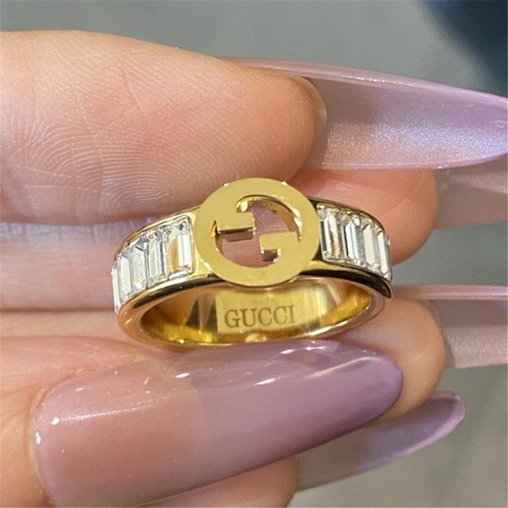Gvc*1 Blondie Wide Crystal Ring Gold 837231 JAAHV 8062