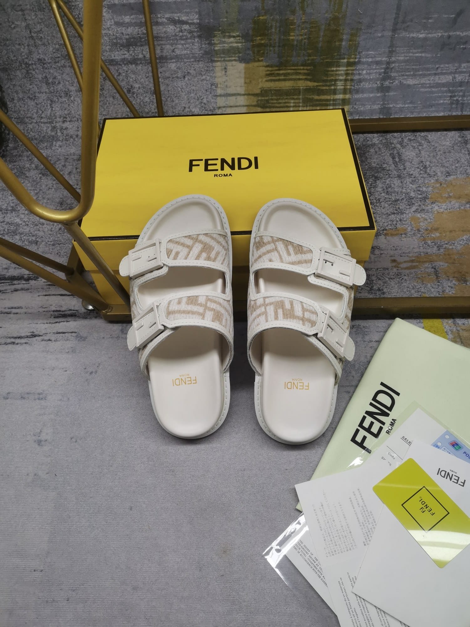 F**di Feel Dove Grey Ff Chenille Slides White