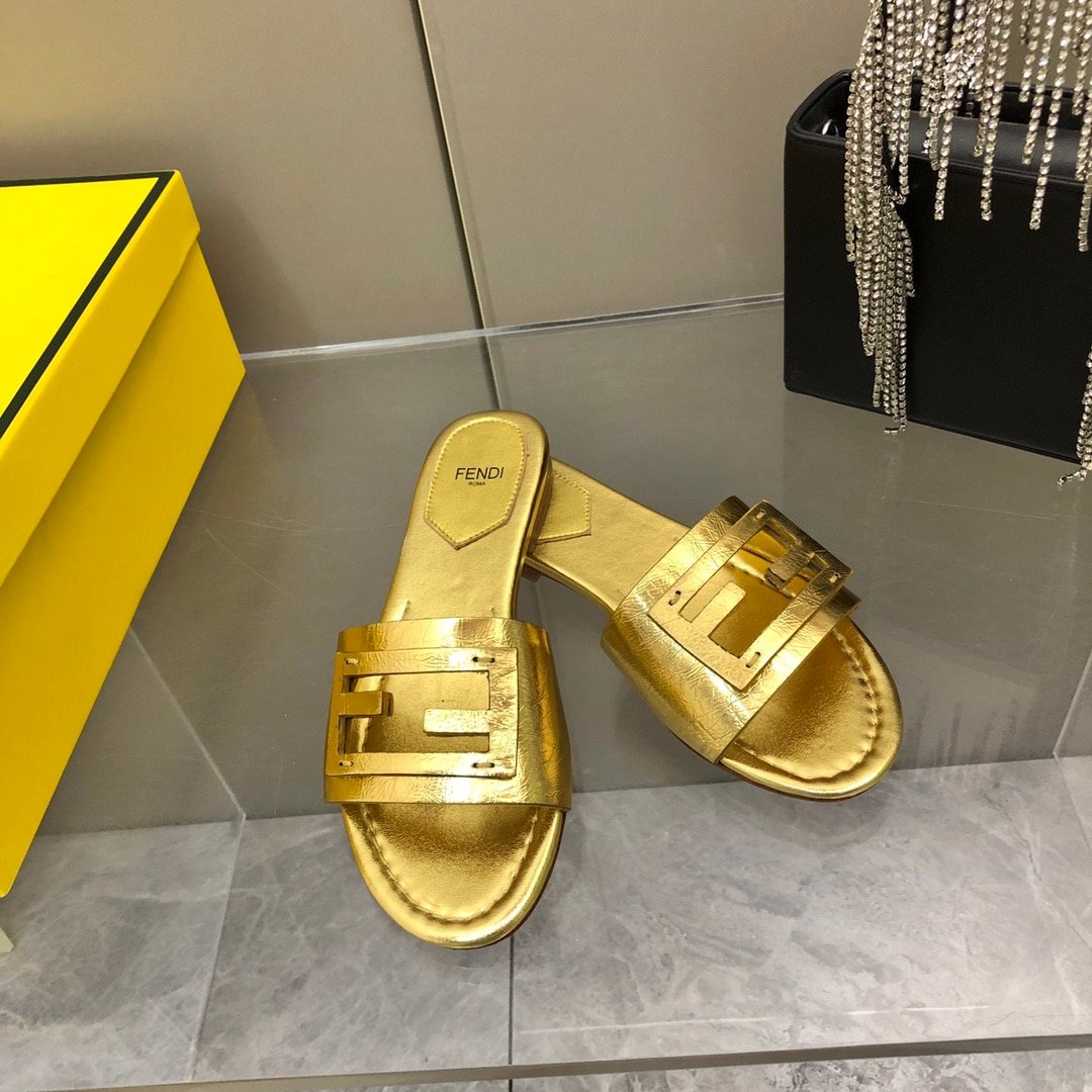 F**di Baguette Gold Nappa Leather Slides 8R8136Ai16F0Xv6