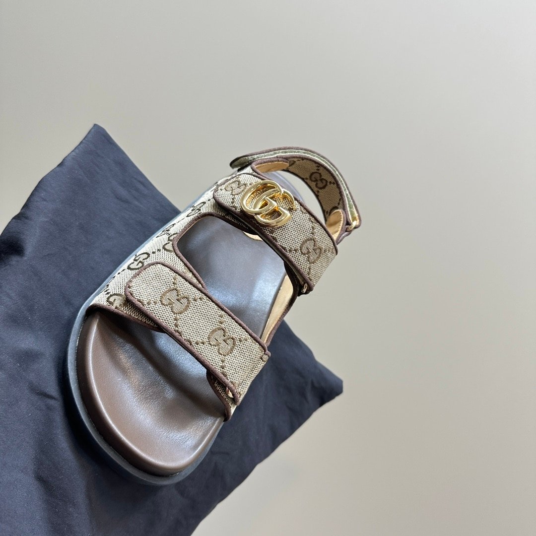 Gvc*1 Double G Sandal Beige And Ebony 771575 G1730 9755