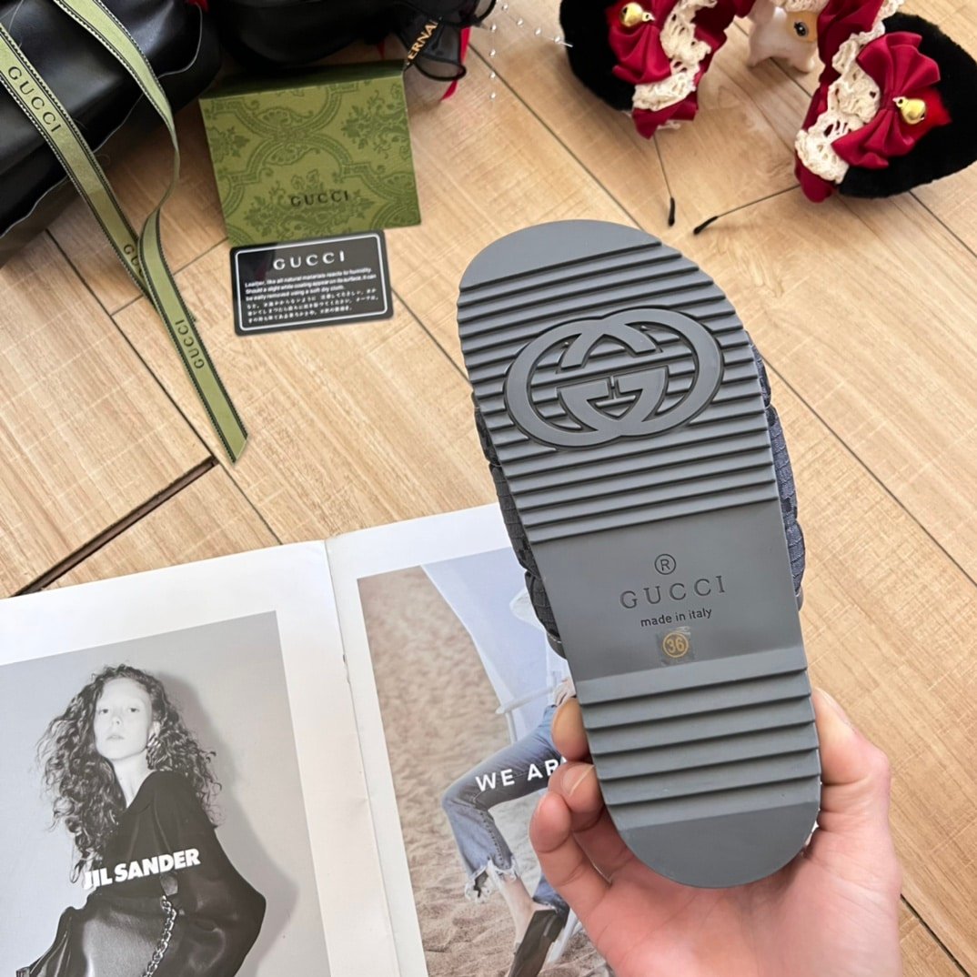 Gvc*1 Gg Horizontal Strap Sandals With Tag In Grey