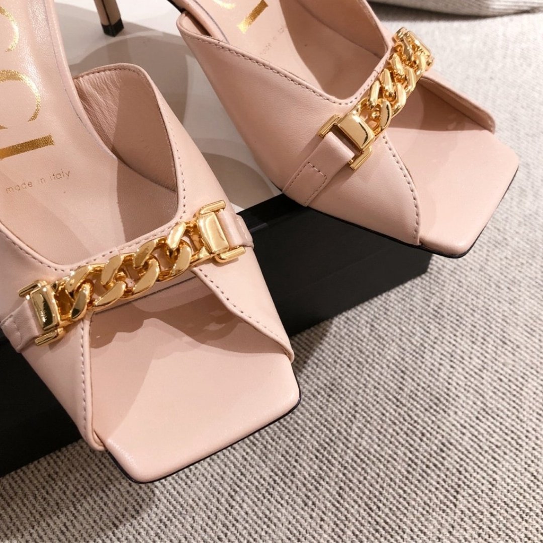 Gvc*1 Sylvie Chain Mule Sandals Pink