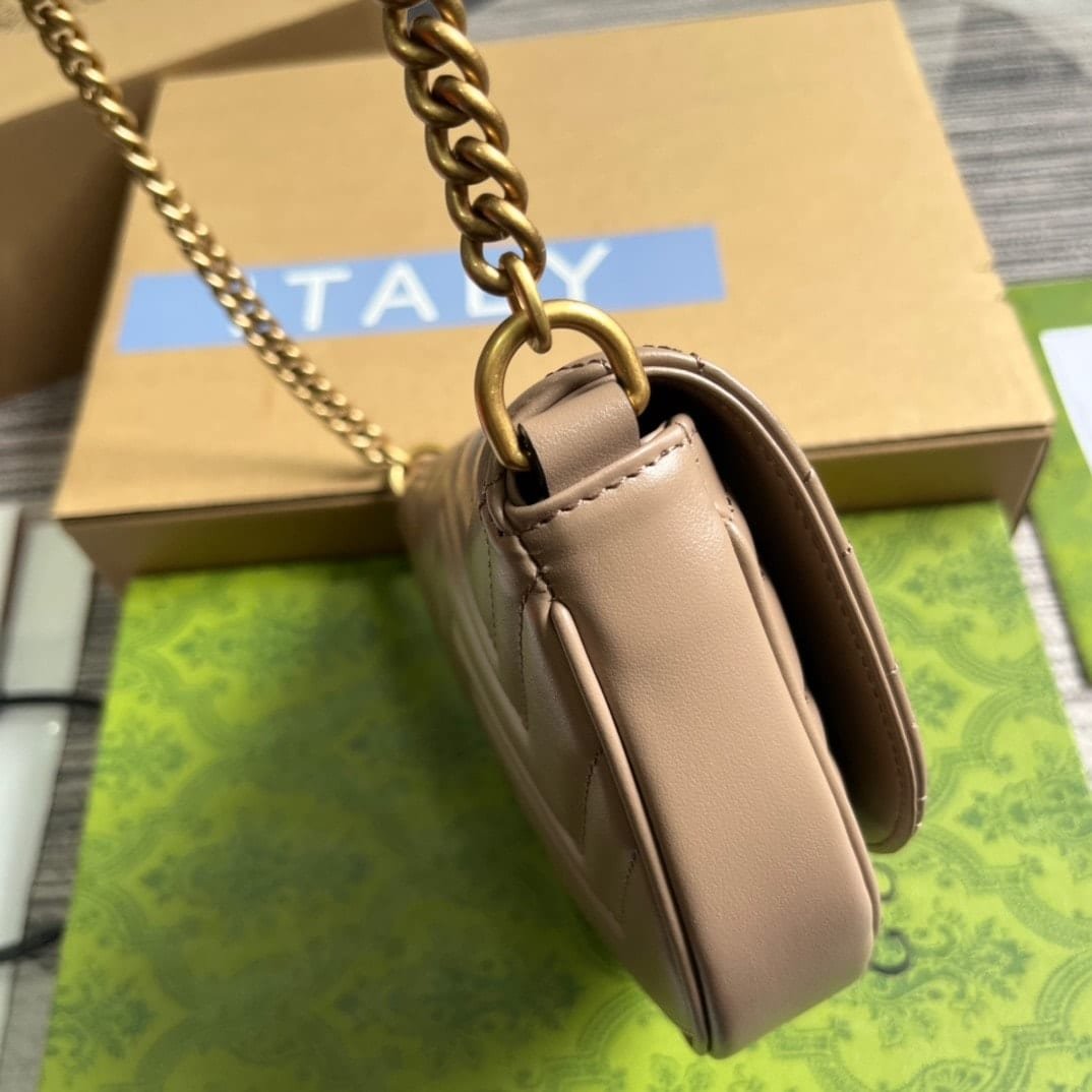 Gvc*1 Gg Marmont Matelassé Chain Mini Bag Beige 20Cm