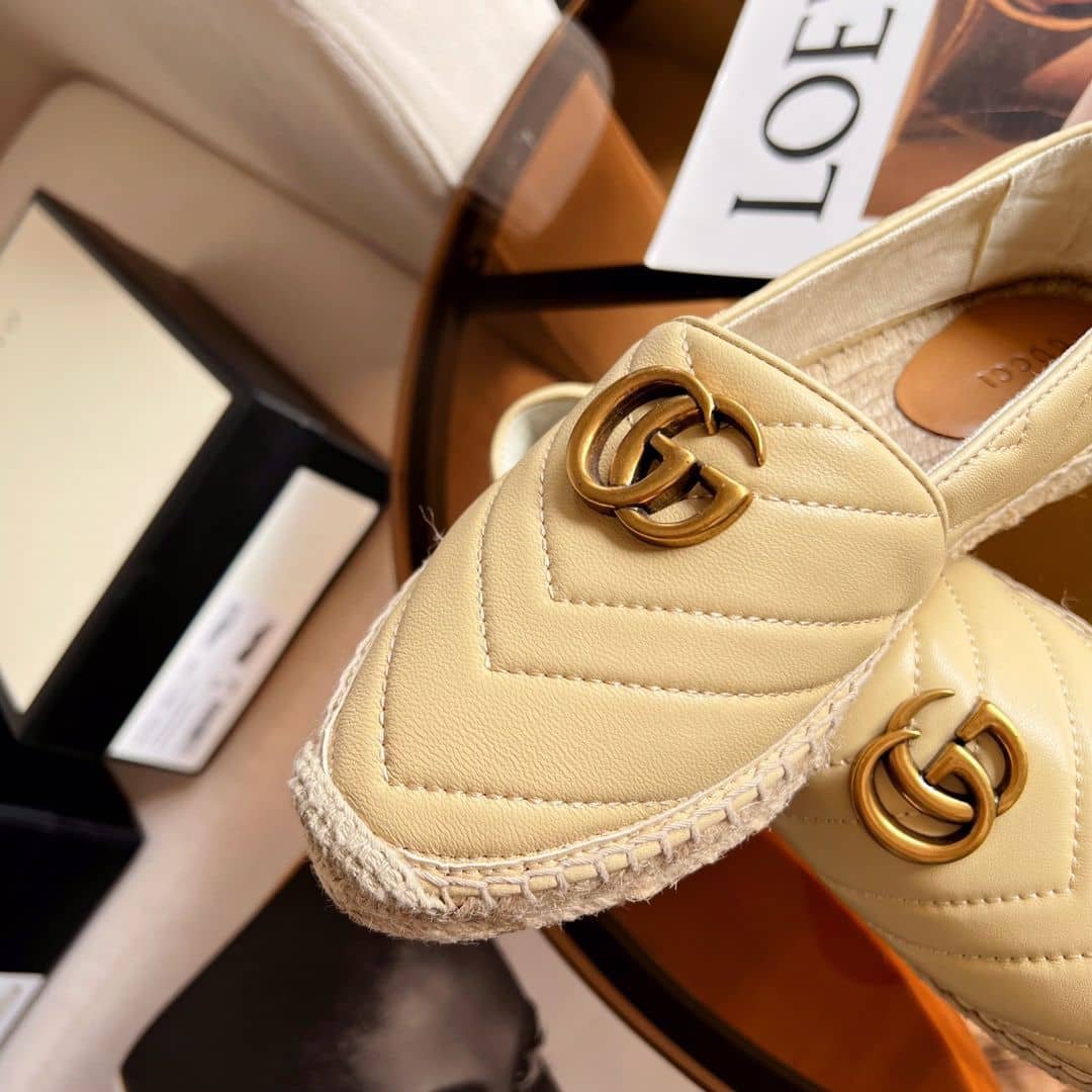 Gvc*1 Leather Espadrille With Double G Beige