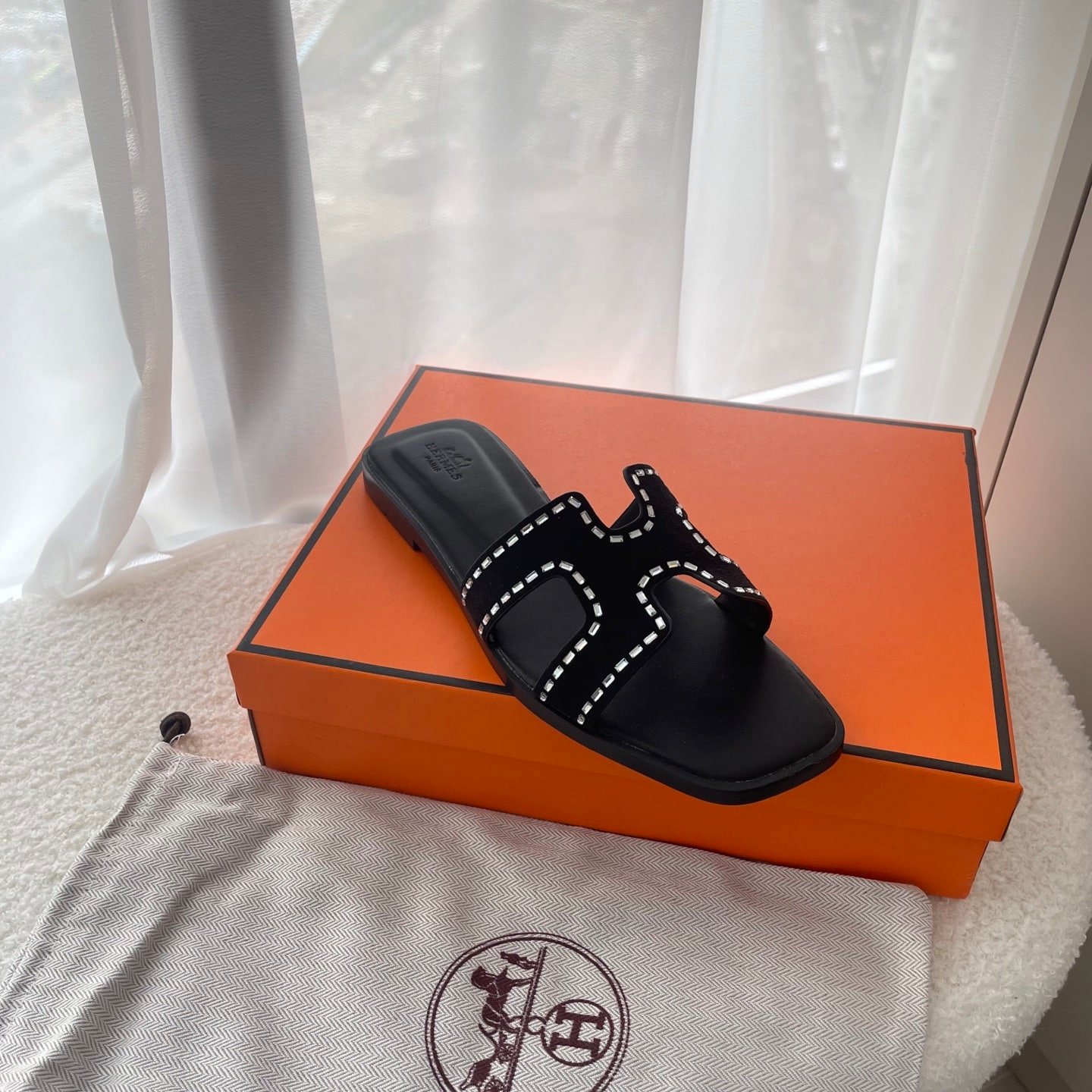 H**me5 Oran Sandal Noir H232161Zv02350