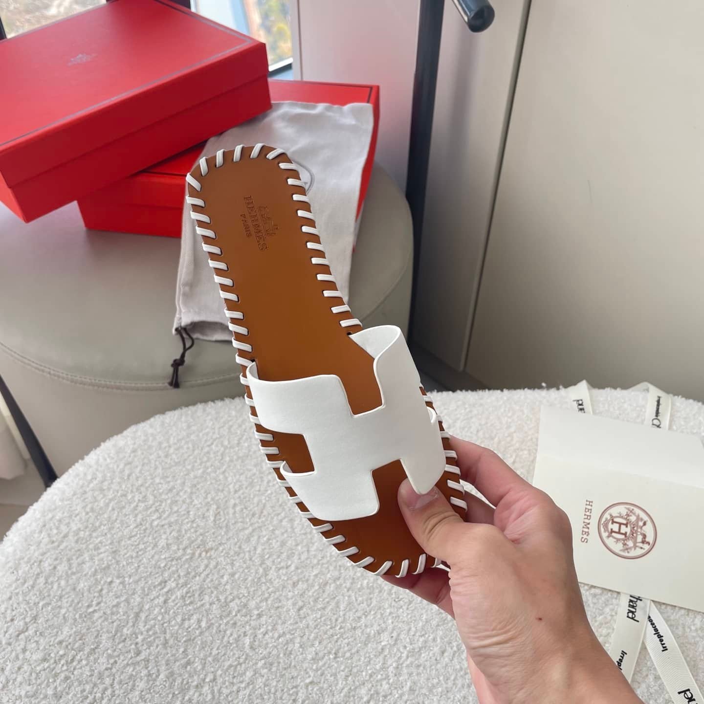 H**me5 Oran Sandals Stitching In Brown And White