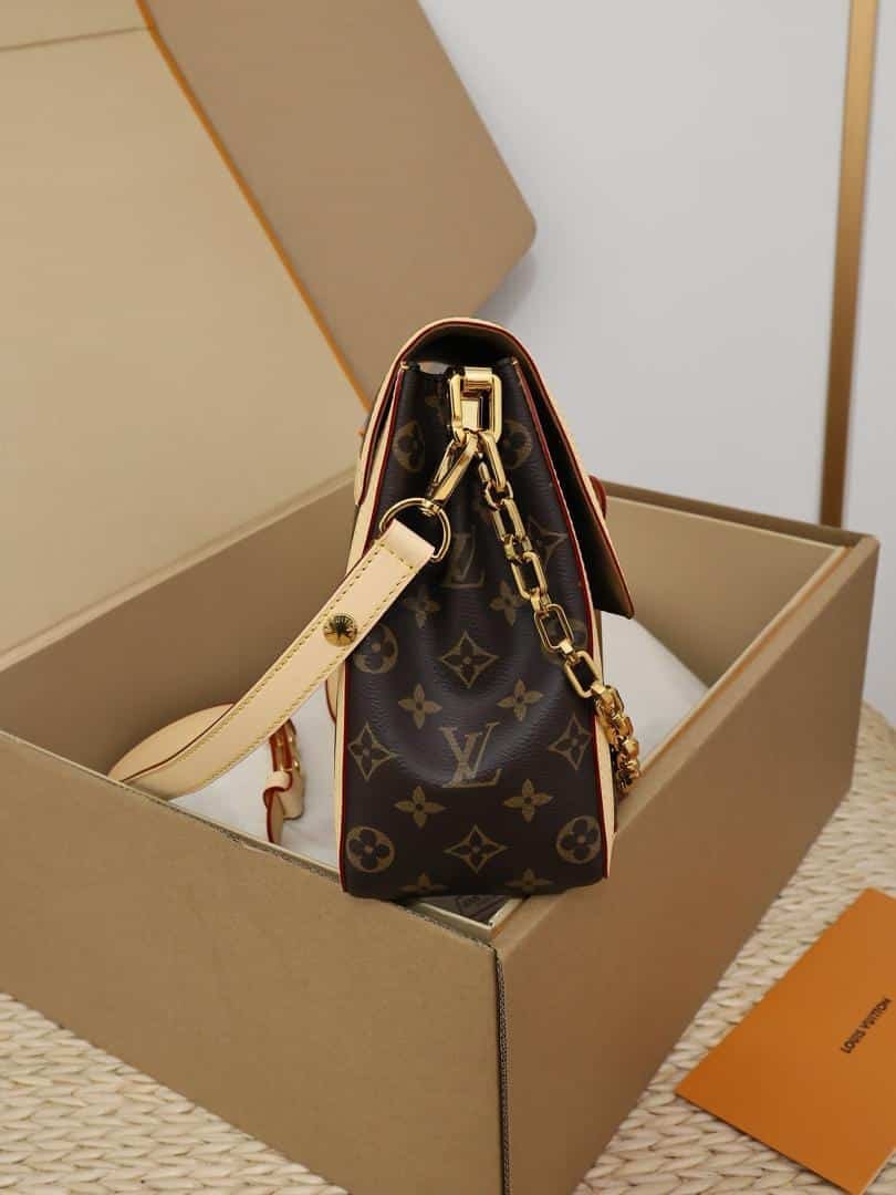 L0vis Vvtt0n Dauphine Soft GM Bag Monogram Canvas Brown 28Cm M47149