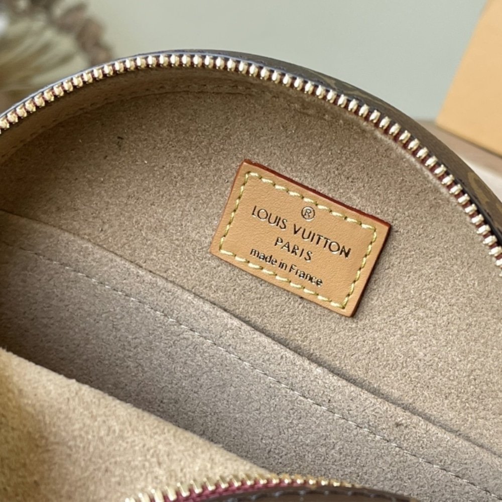 [S*per Vip 1:1] L0vis Vvtt0n Boite Chapeau Souple PM Monogram 17Cm M45578