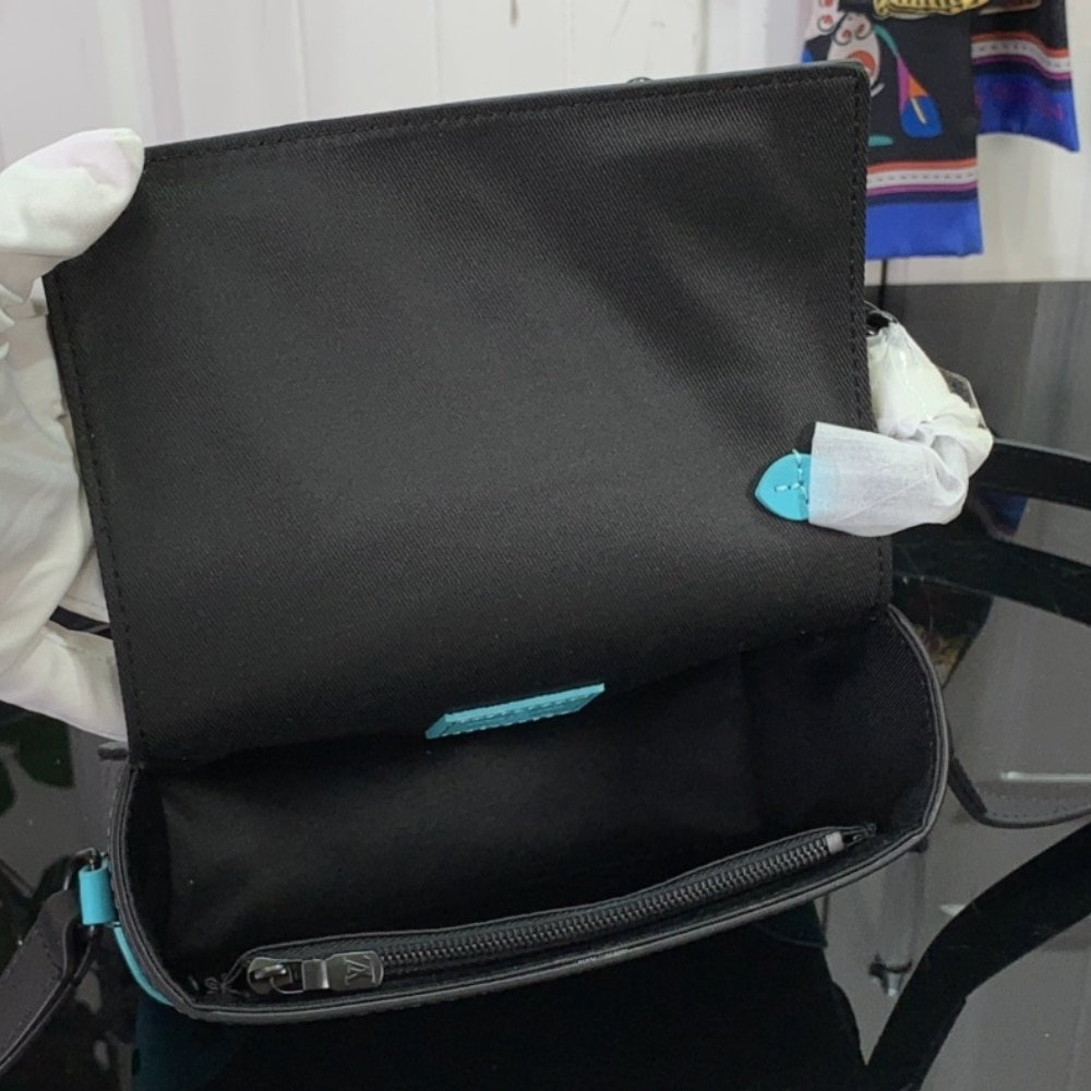 [S*per Vip 1:1] L0vis Vvtt0n Steamer Wearable Wallet Monogram Eclipse Reverse Turquoise 18Cm M11496