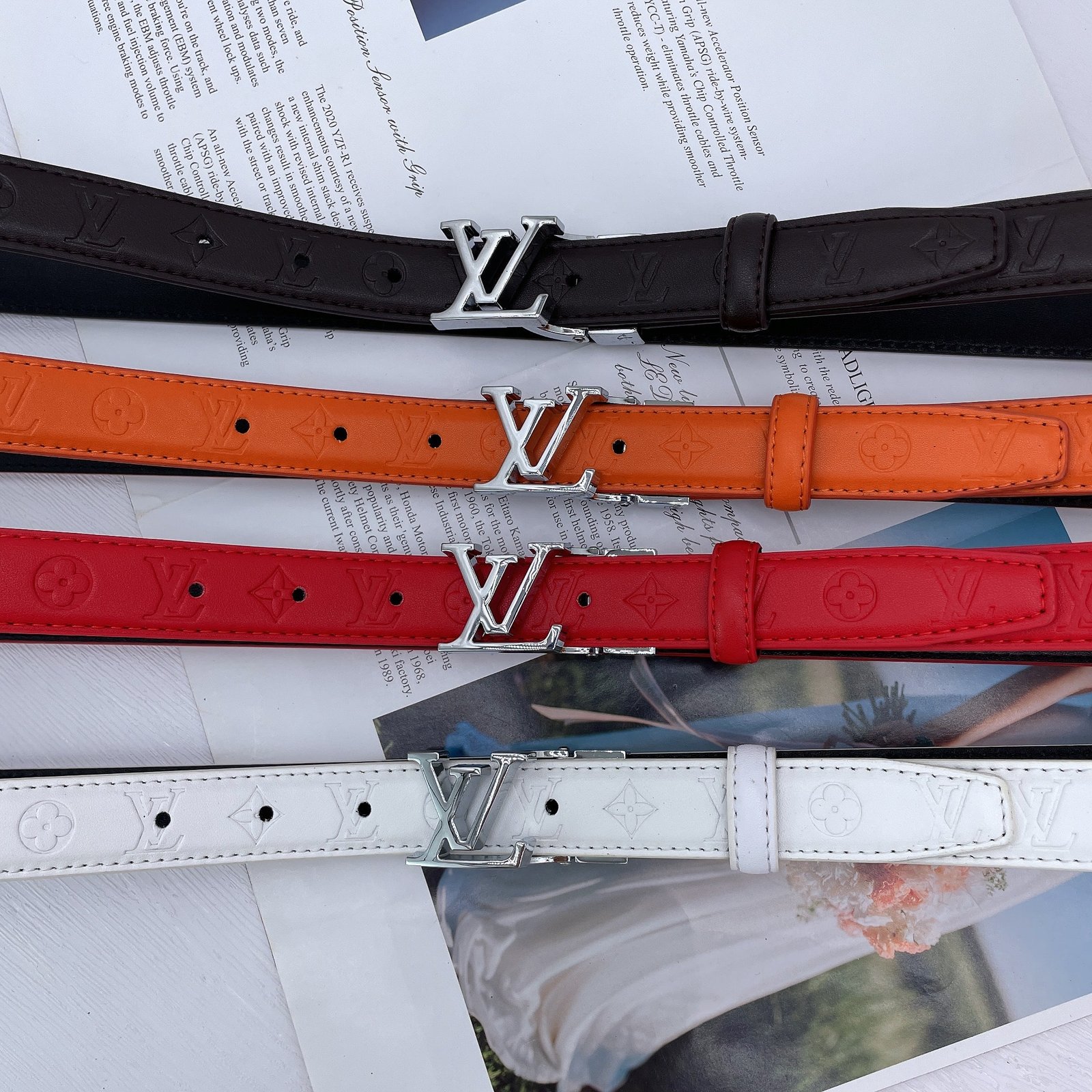 L0vis Vvtt0n Initiales Leather Belt Monogram Black 25Mm